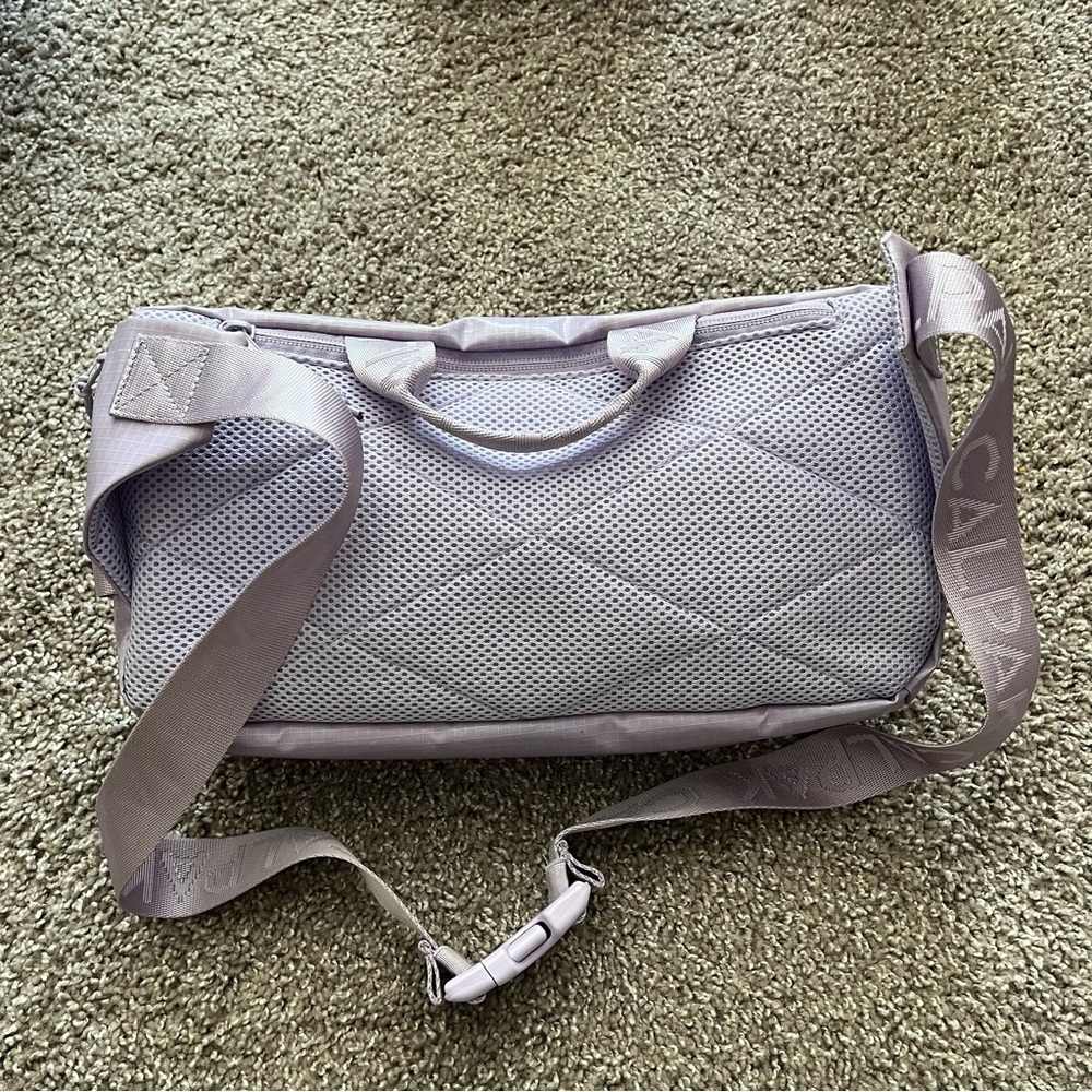 NWOT Calpak Terra Sling Bag in Amethyst - Picture 4 of 12